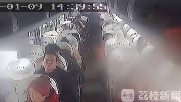冬季駕駛大巴車需要注意哪些細(xì)節(jié)？